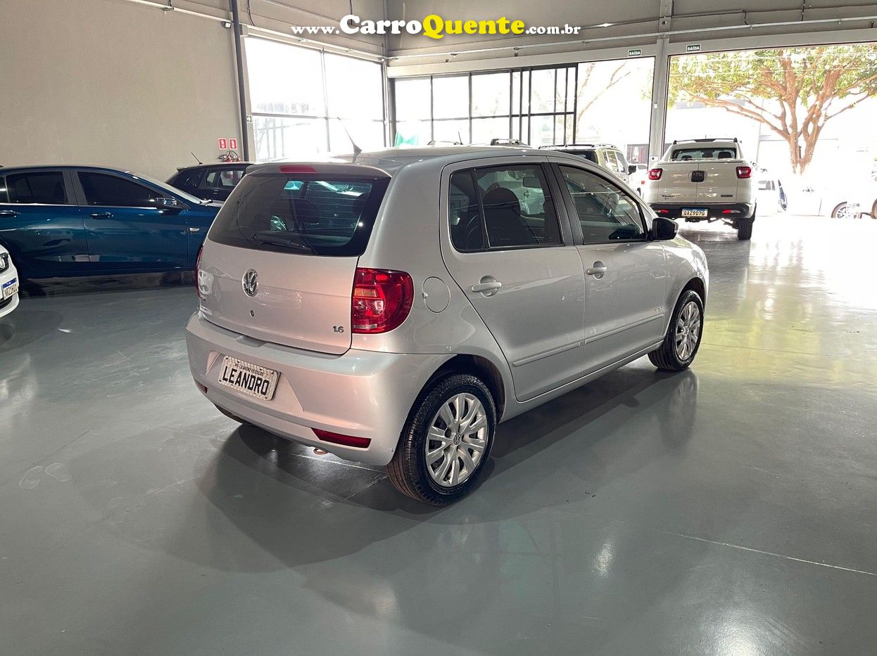 VOLKSWAGEN FOX 1.6 MI 8V - Loja