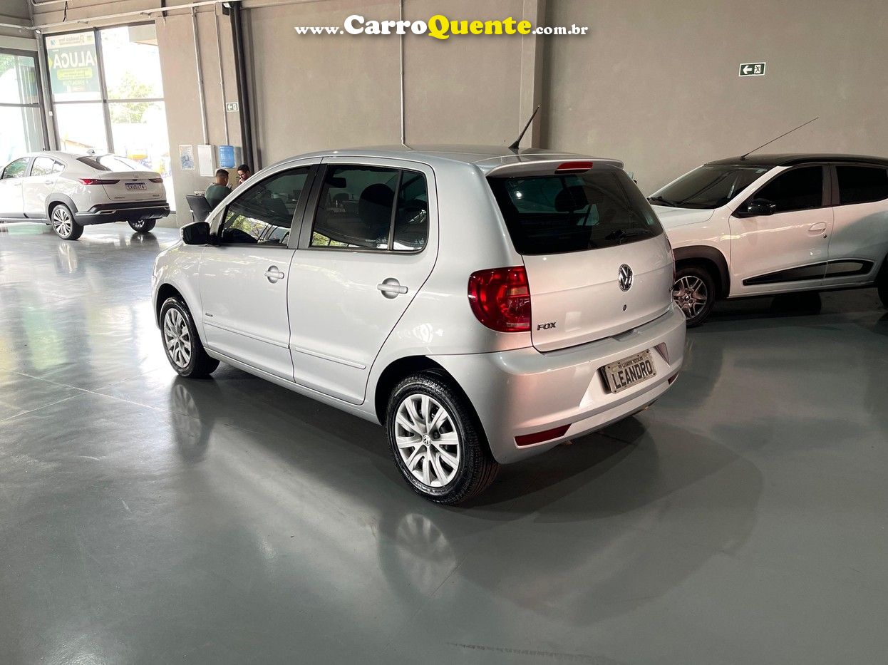 VOLKSWAGEN FOX 1.6 MI 8V - Loja