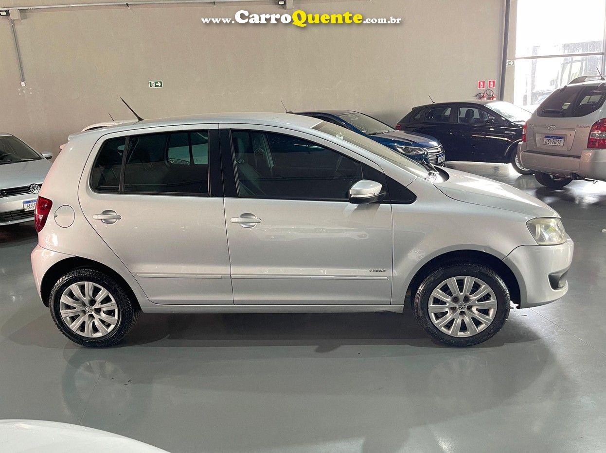 VOLKSWAGEN FOX 1.6 MI 8V - Loja