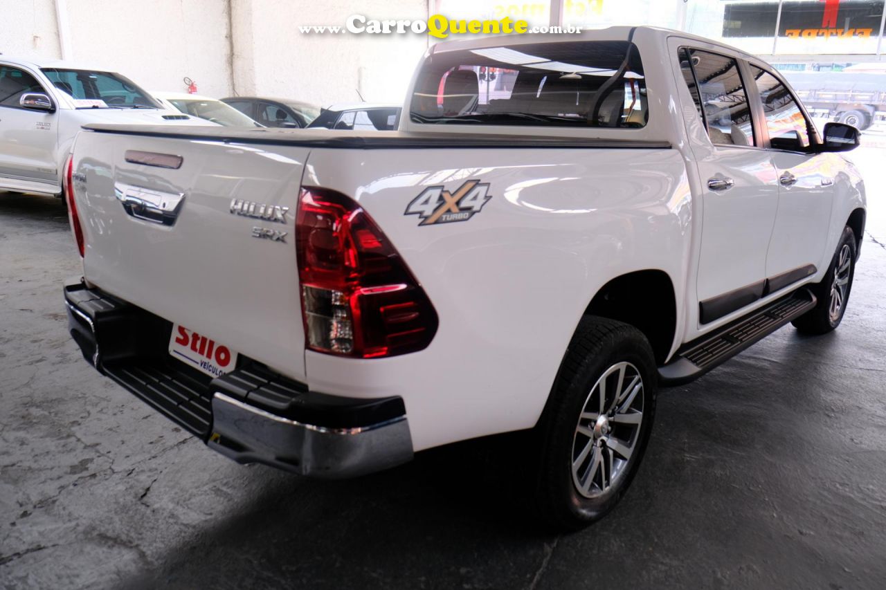 TOYOTA   HILUX CD SRX 4X4 2.8 TDI 16V DIESEL AUT.   BRANCO 2018 2.8 DIESEL - Loja