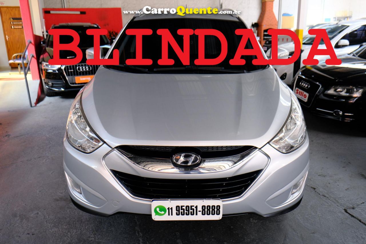 HYUNDAI   IX35 2.0 16V 170CV 2WD4WD AUT.   PRATA 2011 2.0 GASOLINA - Loja