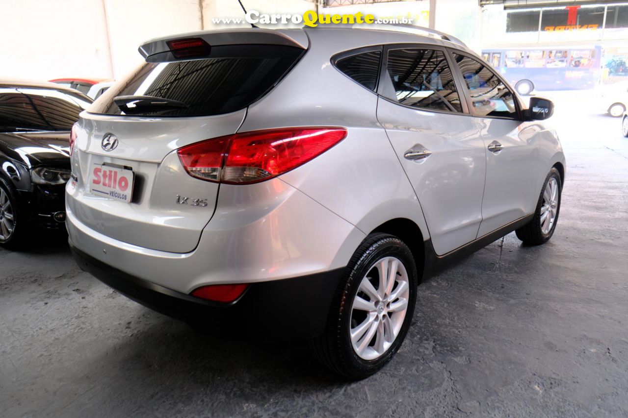 HYUNDAI   IX35 2.0 16V 170CV 2WD4WD AUT.   PRATA 2011 2.0 GASOLINA - Loja