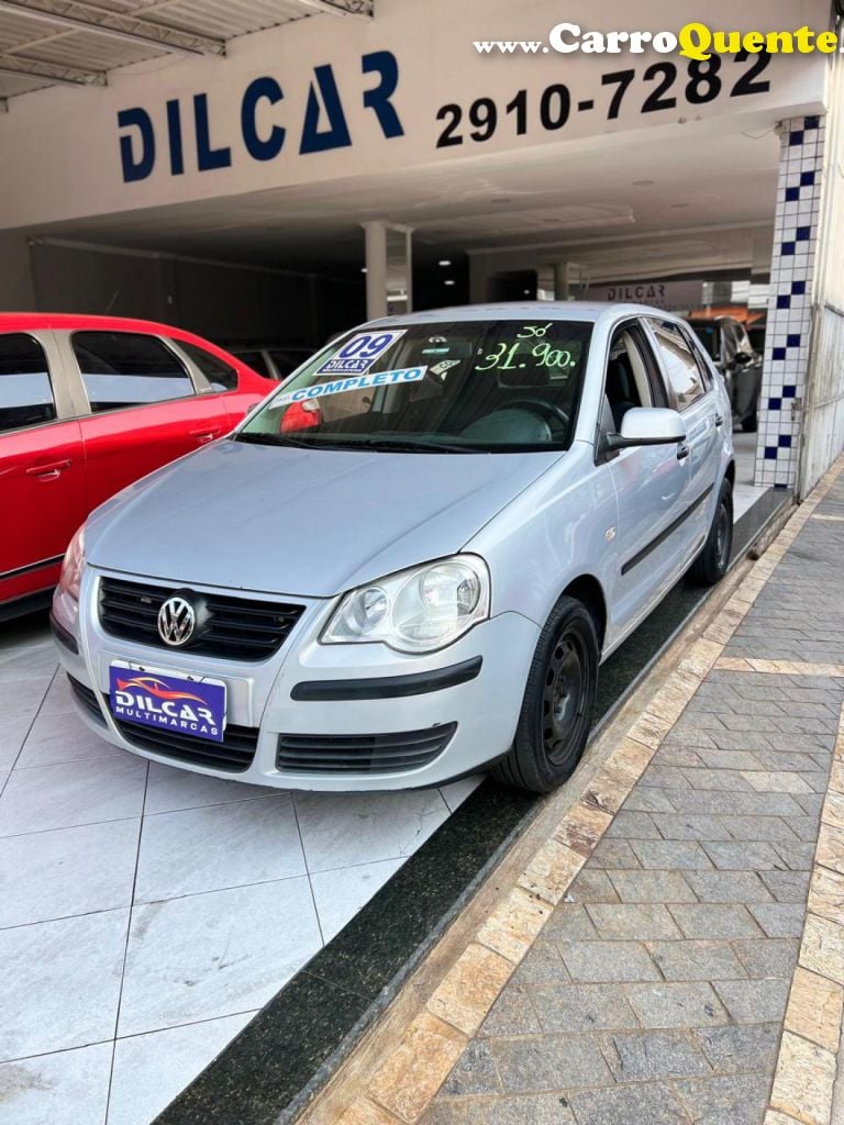 VOLKSWAGEN   POLO 1.6 MIS.OURO 1.6 MI TOT.FLEX 8V 5P   PRATA 2009 1.6 FLEX - Loja