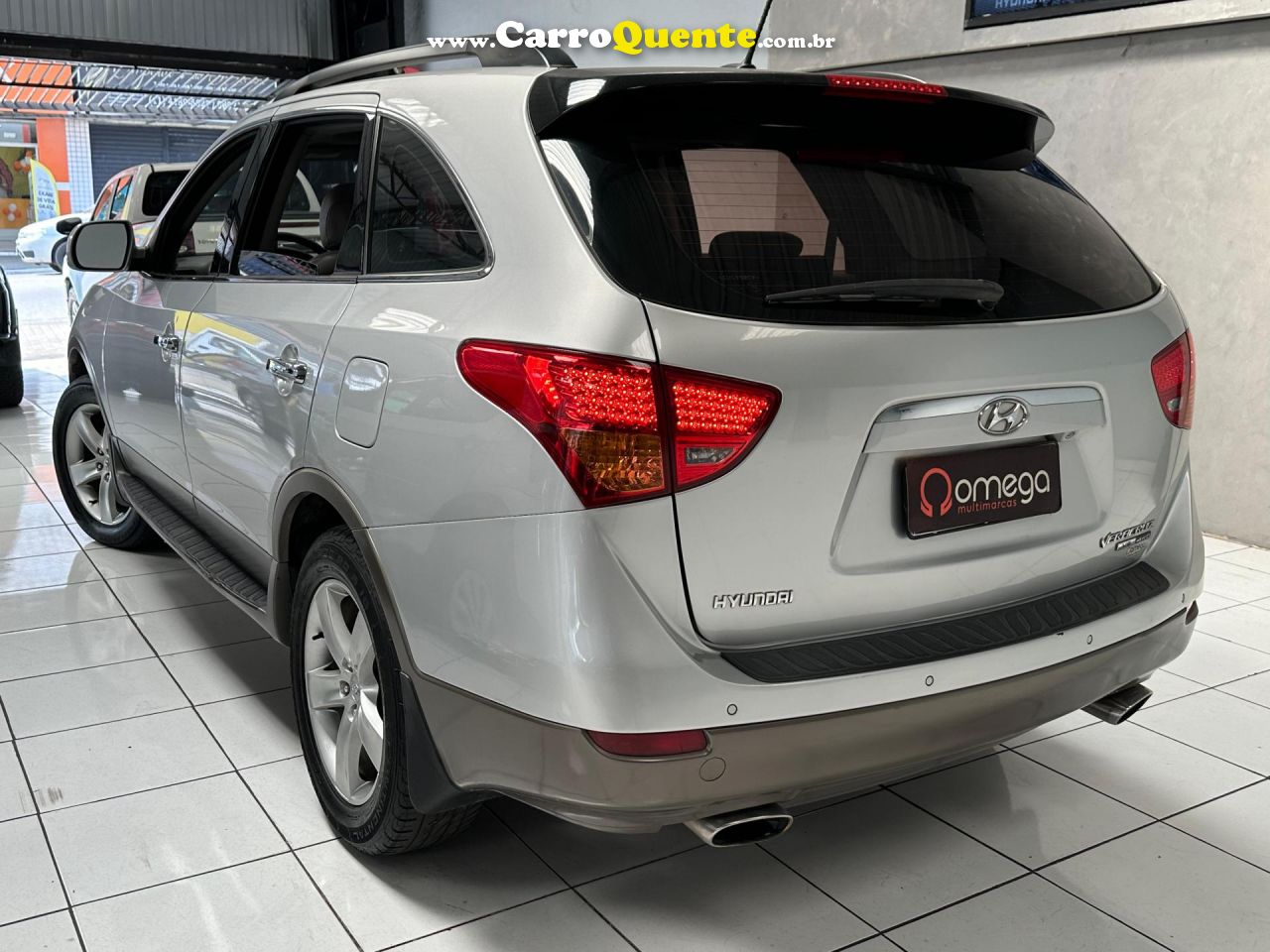 HYUNDAI   VERACRUZ GLS 3.8 4WD AUT.   PRATA 2012 3.8 GASOLINA - Loja