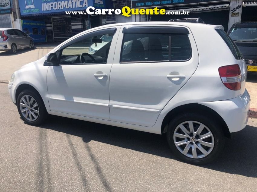 Volkswagen FOX 1.0 MI CITY 8V FLEX 4P MANUAL - Loja