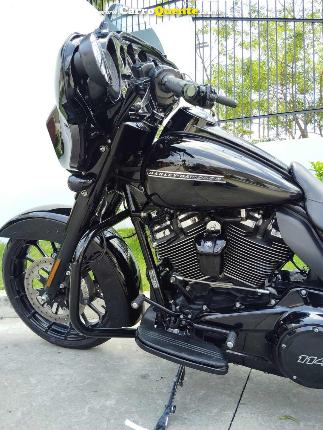 HARLEY-DAVIDSON STREET GLIDE SPECIAL  - Loja