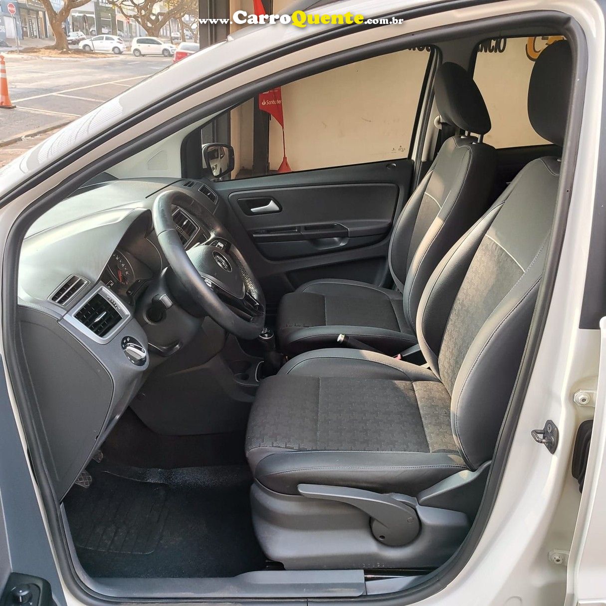 VOLKSWAGEN SPACEFOX 1.6 MSI COMFORTLINE 8V - Loja