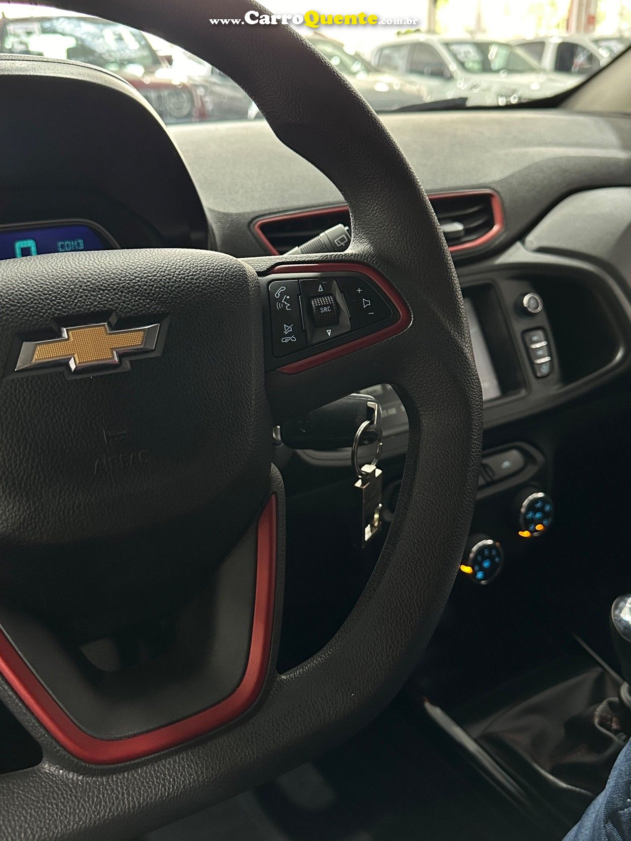 CHEVROLET ONIX 1.4 MPFI EFFECT 8V - Loja