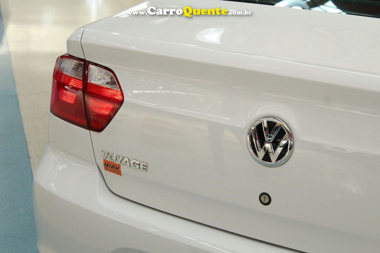 VOLKSWAGEN VOYAGE 1.0 12V MPI TOTAL - Loja