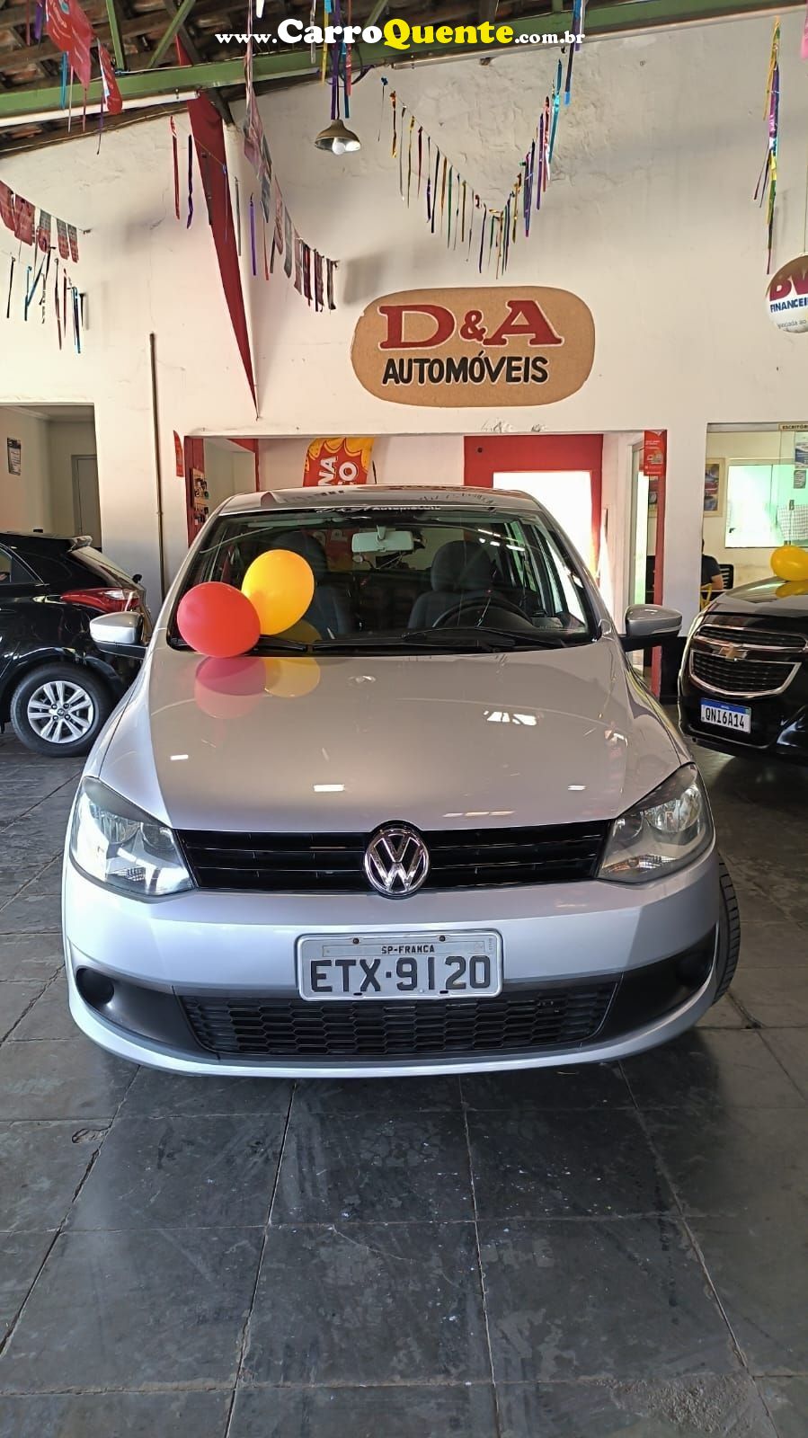 VOLKSWAGEN FOX 1.0 MI TREND 8V 2011 - Loja