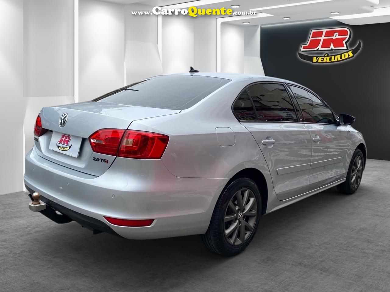 VOLKSWAGEN JETTA 2.0 COMFORTLINE - Loja