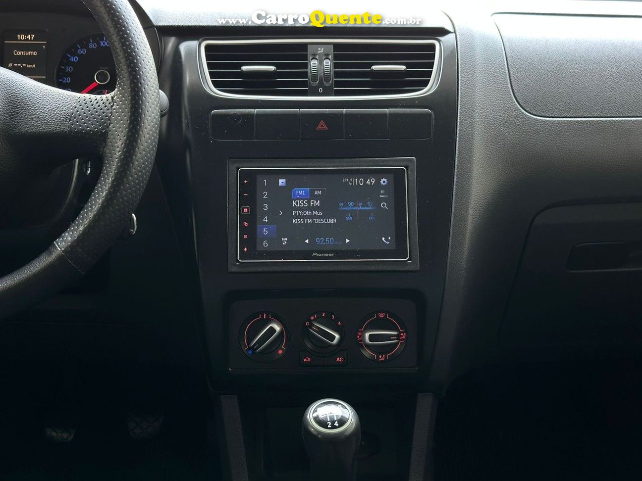 VOLKSWAGEN FOX 1.6 MI 8V - Loja