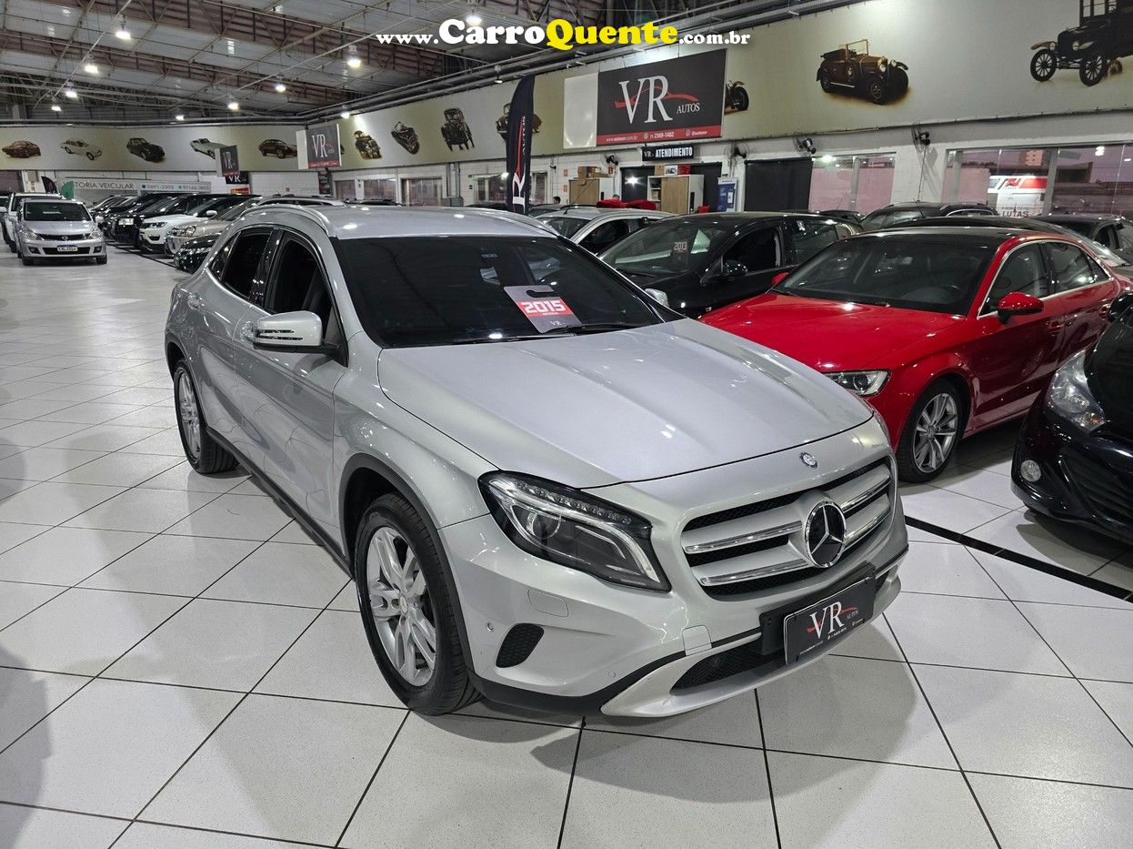 MERCEDES-BENZ GLA 200 1.6 CGI ADVANCE 16V TURBO - Loja