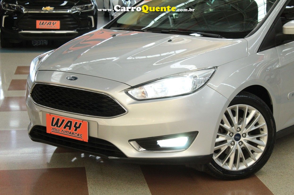 FORD FOCUS 2.0 SE SEDAN 16V - Loja