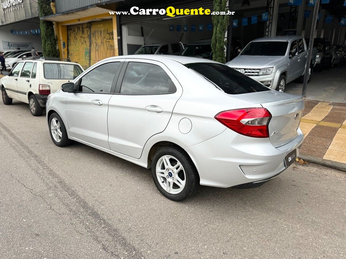 FORD KA 1.5 TIVCT SEL SEDAN - Loja