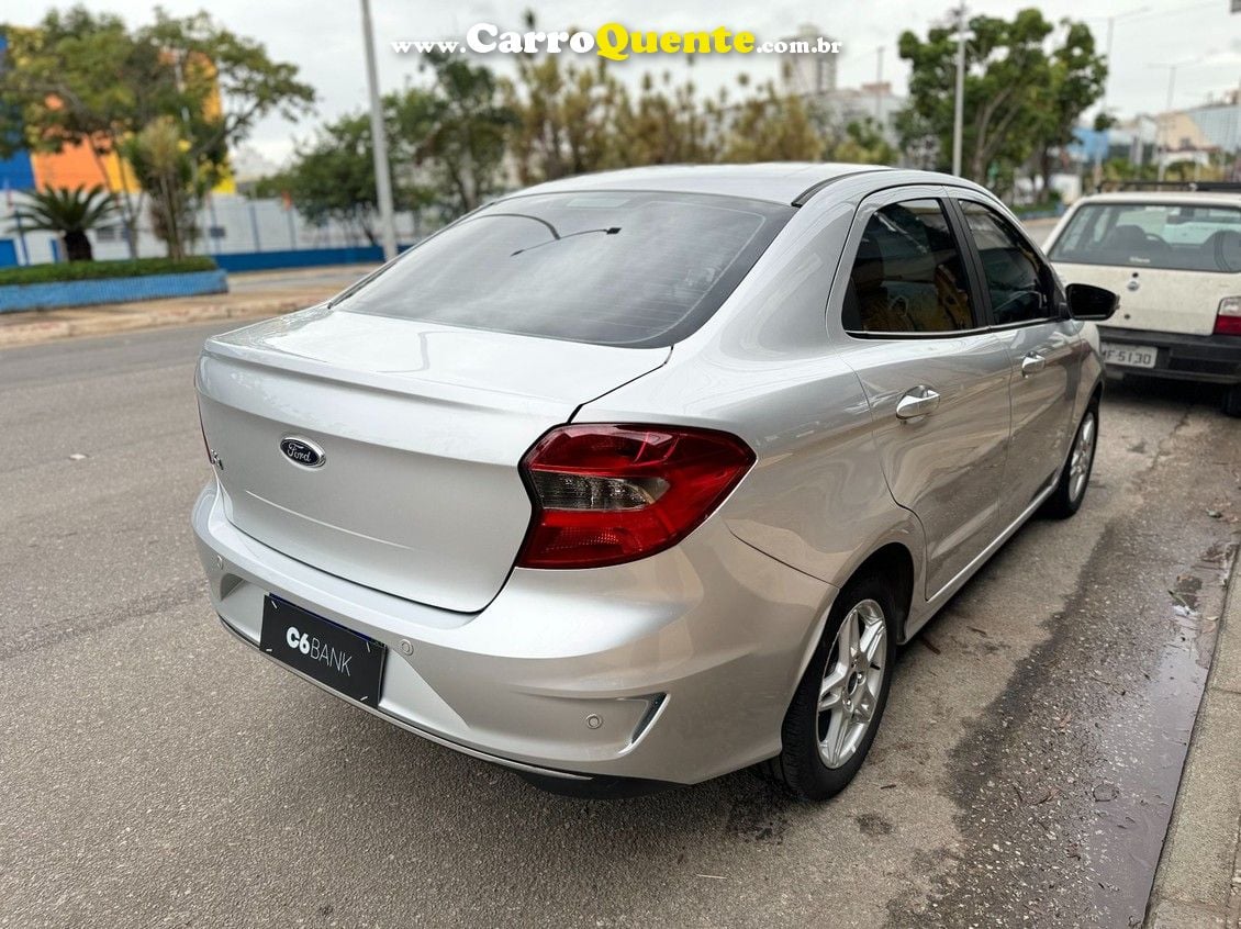 FORD KA 1.5 TIVCT SEL SEDAN - Loja