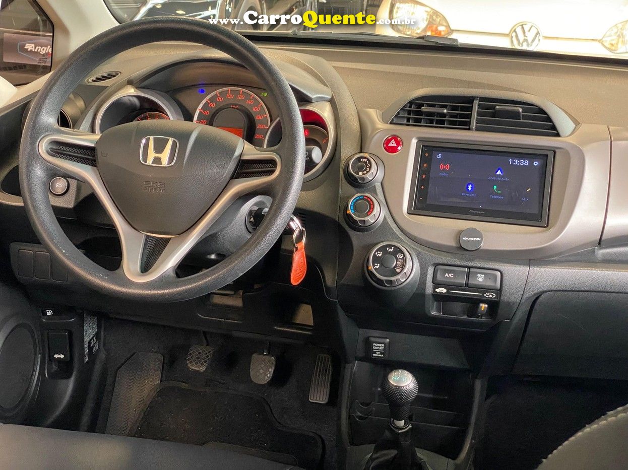 HONDA FIT 1.4 LX 16V - Loja