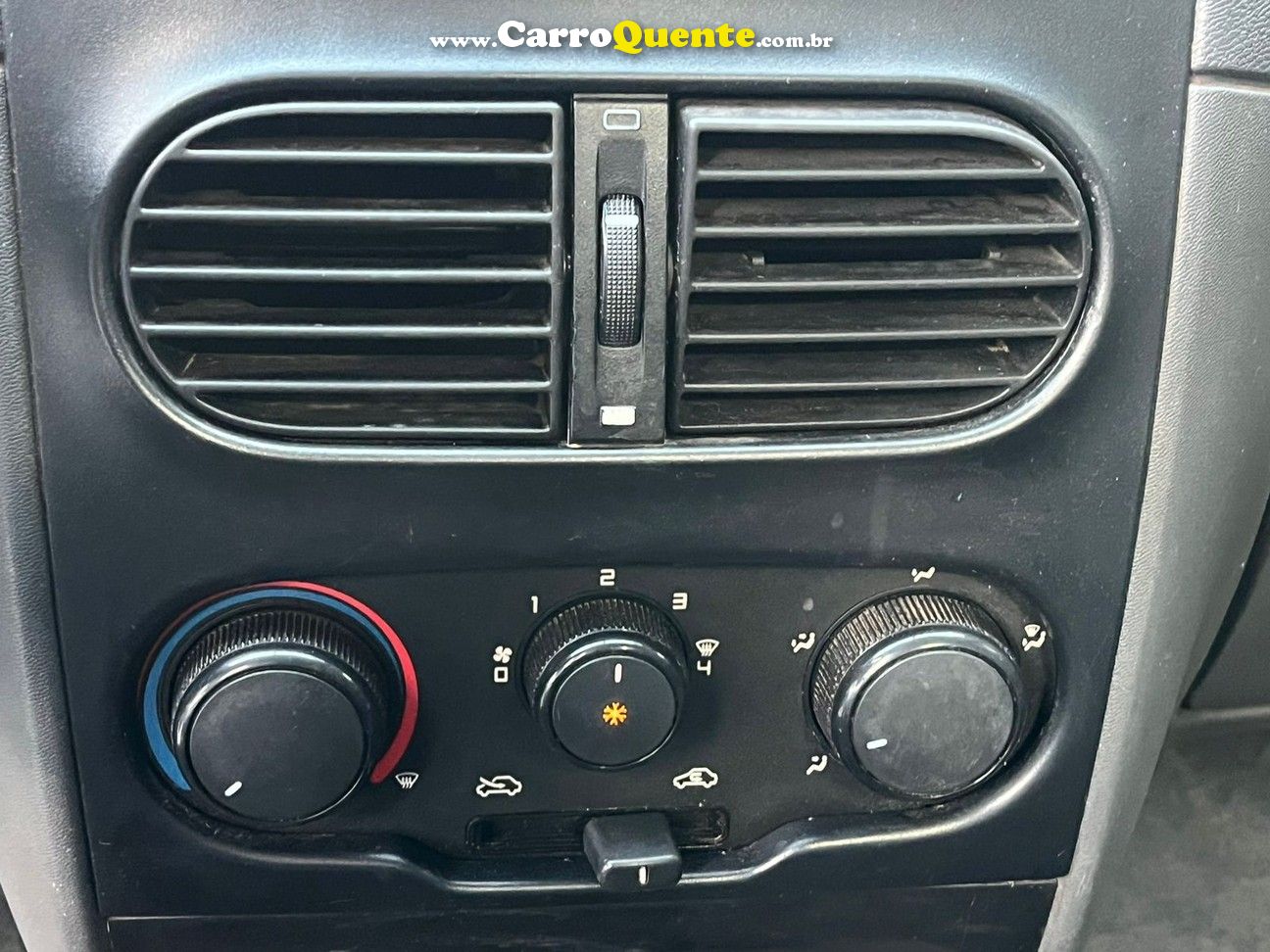 FIAT STRADA 1.4 MPI WORKING CS 8V - Loja