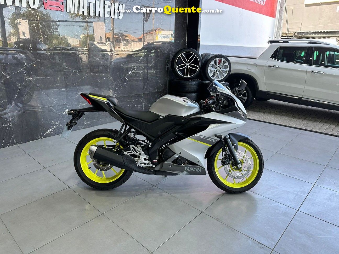 YAMAHA YZF R15  - Loja