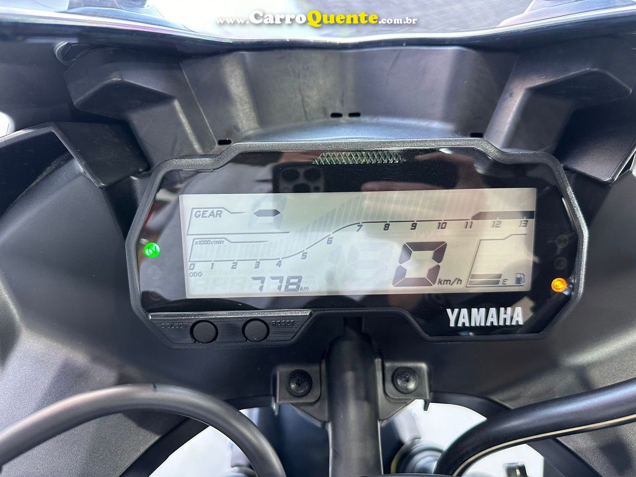 YAMAHA YZF R15  - Loja