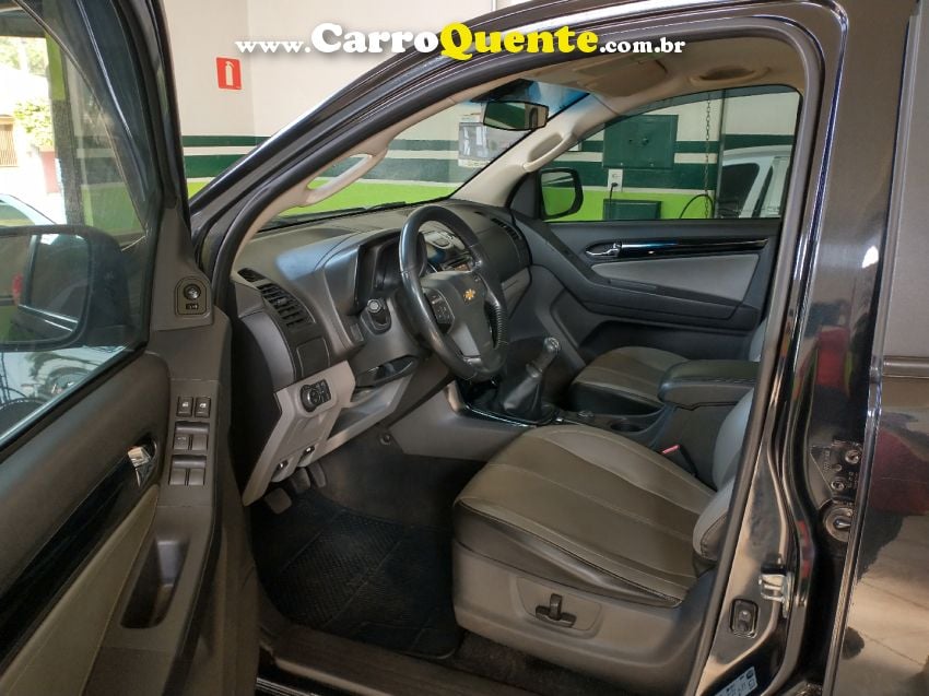 Chevrolet S10 2.5 LTZ 4X4 CD 16V FLEX 4P MANUAL - Loja