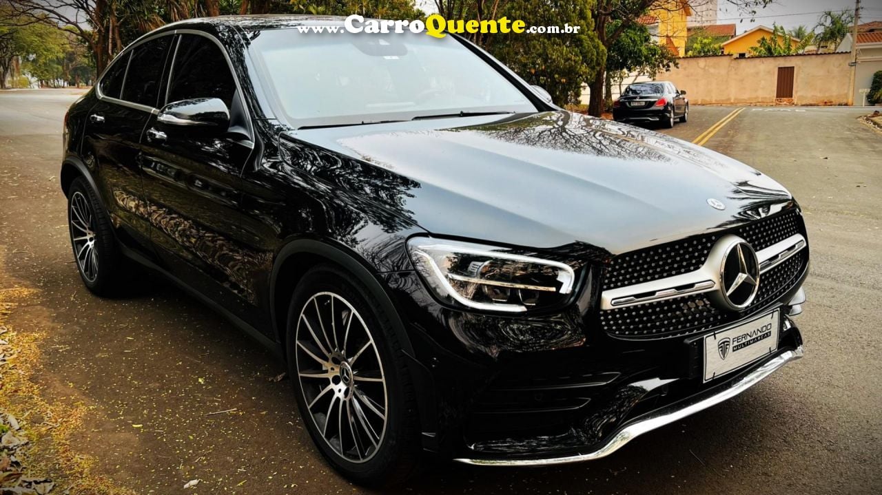 MERCEDES-BENZ   GLC 300 COUPE 4MATIC 2.0 TB 16V AUT.   PRETO 2020 2.0 GASOLINA - Loja