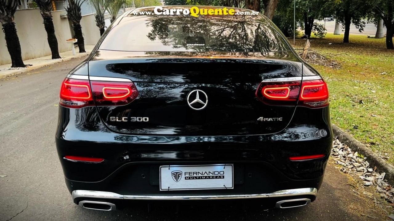 MERCEDES-BENZ   GLC 300 COUPE 4MATIC 2.0 TB 16V AUT.   PRETO 2020 2.0 GASOLINA - Loja