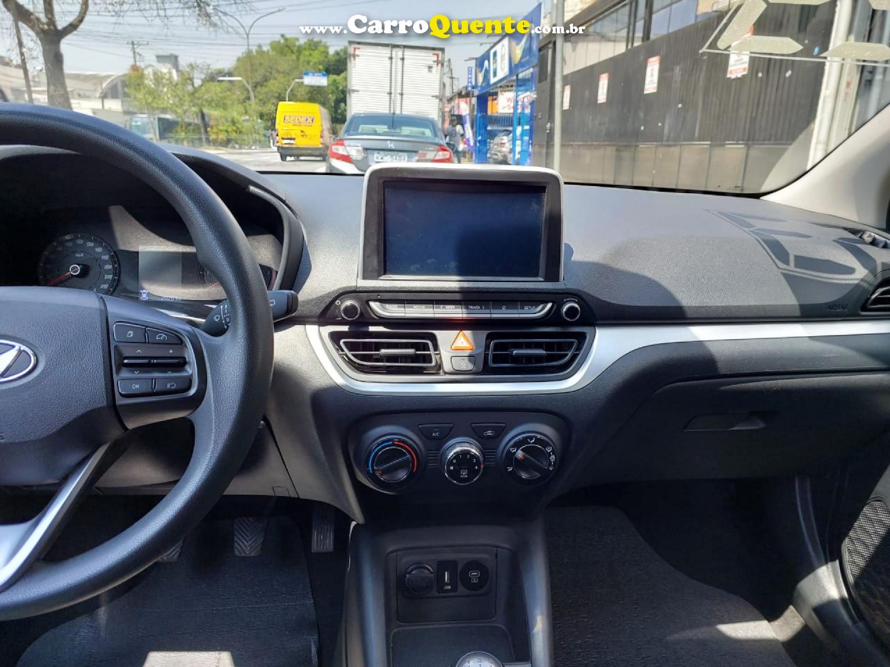 HYUNDAI   HB20 COMFORT 1.0 TB FLEX 12V AUT   PRATA 2023 1.0 FLEX - Loja