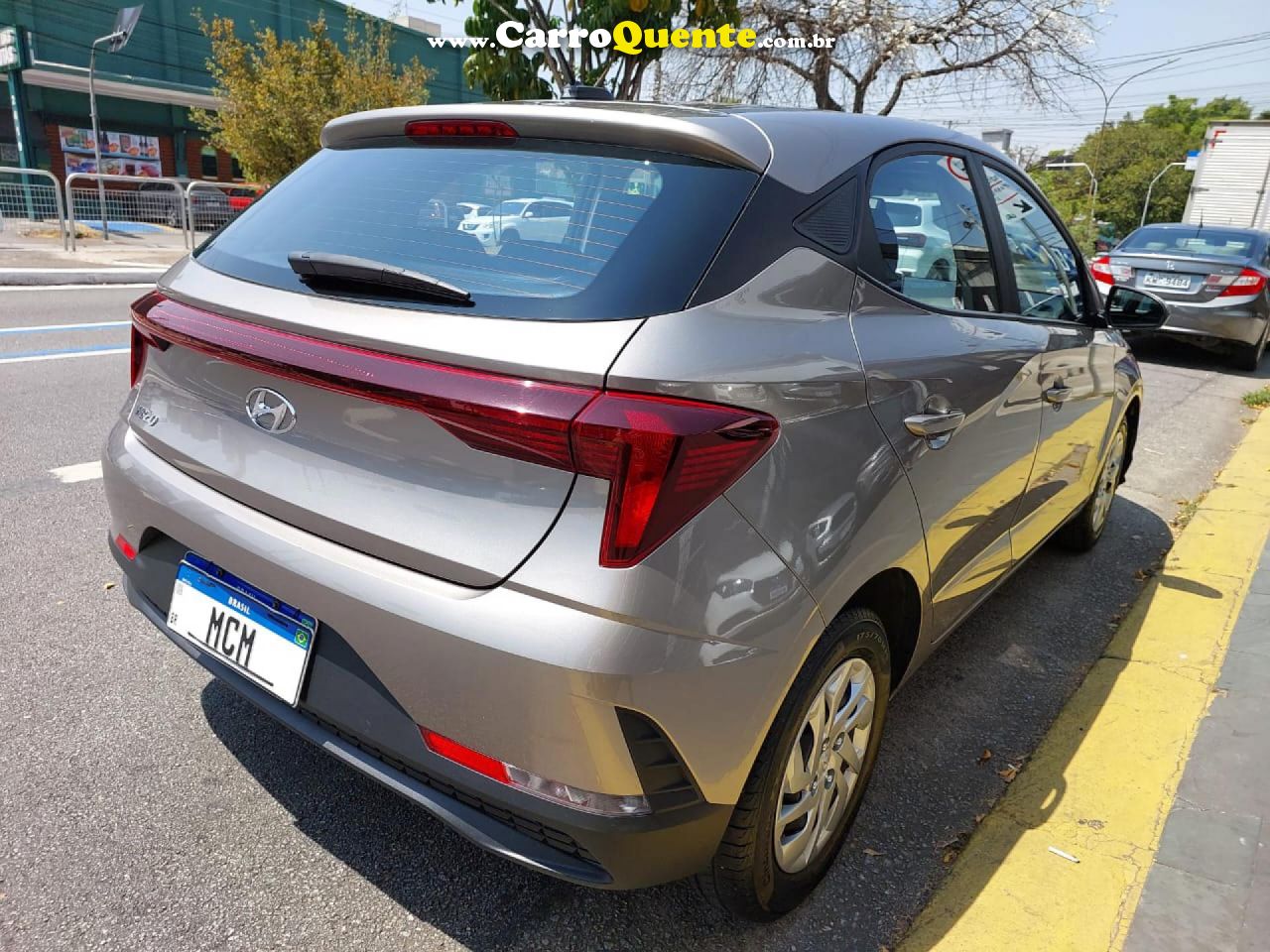 HYUNDAI   HB20 COMFORT 1.0 TB FLEX 12V AUT   PRATA 2023 1.0 FLEX - Loja