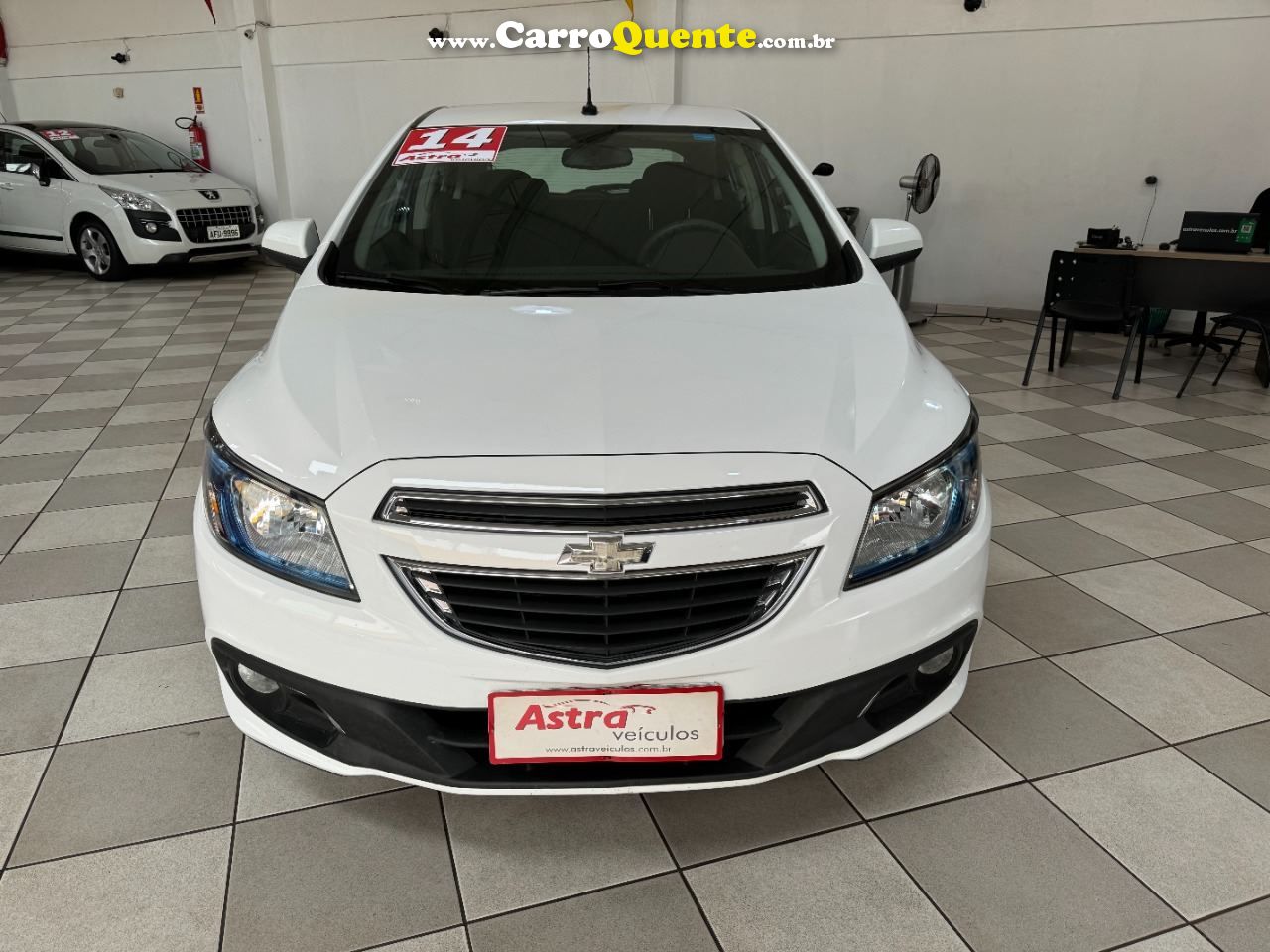 Onix 1.4 LTZ SPE/4 2014/2014 Chevrolet - Loja