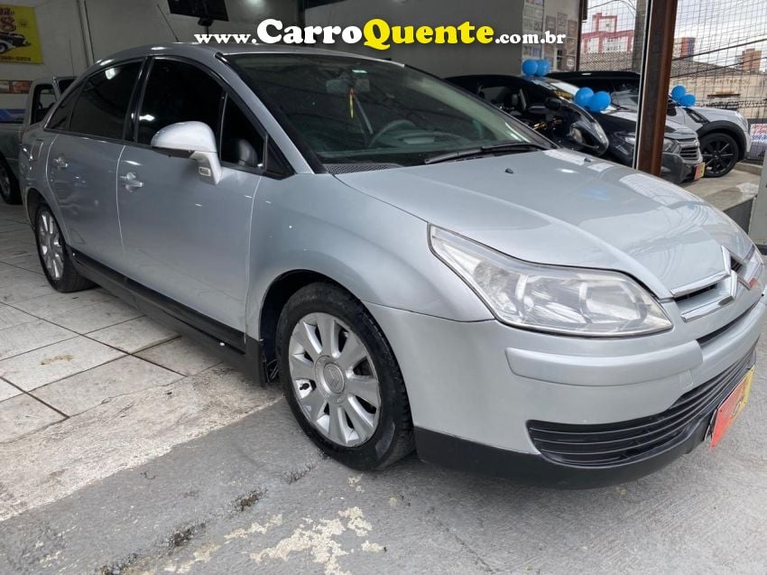 Citroen C4 2.0 GLX 16V FLEX 4P AUTOMÁTICO - Loja