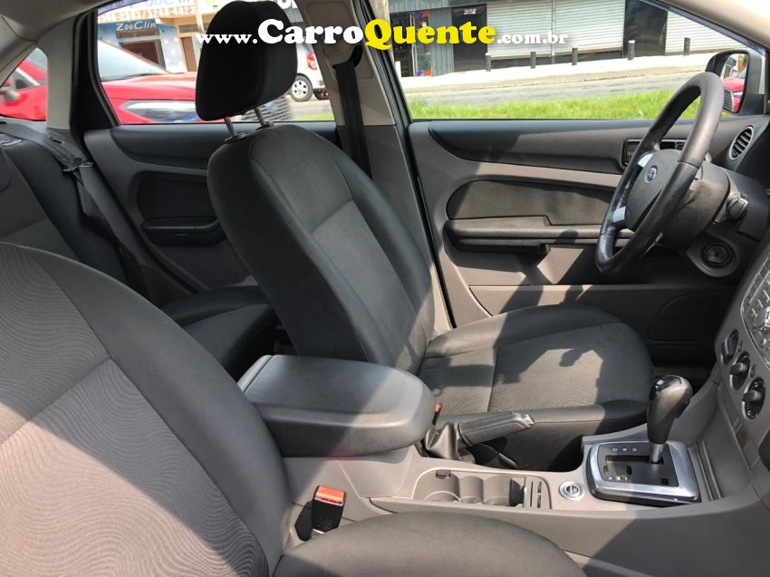 Ford FOCUS 2.0 GLX SEDAN 16V FLEX 4P AUTOMÁTICO - Loja