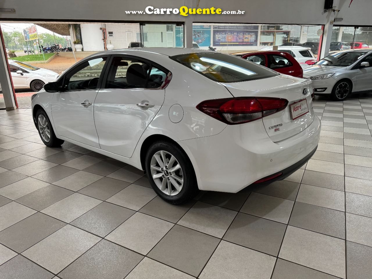 Cerato SX 1.6 (Aut) (Flex) E.395 2019/2018 Kia - Loja