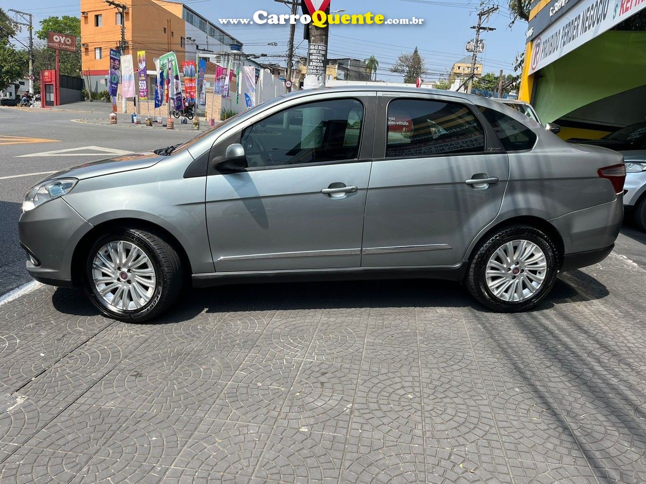 FIAT GRAND SIENA 1.6 MPI ESSENCE 16V 2014 - Loja