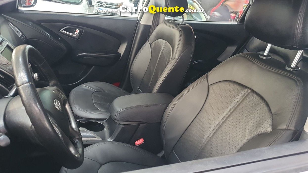 HYUNDAI IX35 2.0 MPI 4X2 16V - Loja