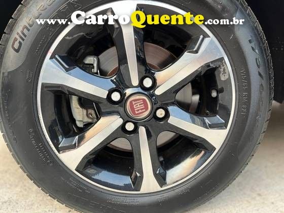 FIAT MOBI 1.0 EVO TREKKING - Loja