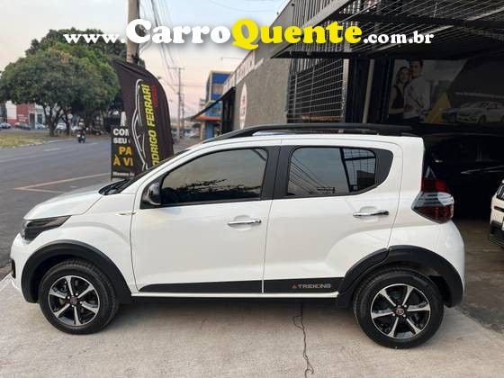 FIAT MOBI 1.0 EVO TREKKING - Loja