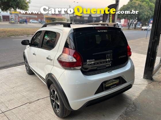 FIAT MOBI 1.0 EVO TREKKING - Loja