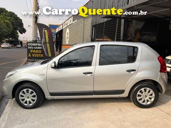 RENAULT SANDERO 1.0 EXPRESSION 16V - Loja