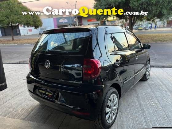 VOLKSWAGEN FOX 1.0 MI 8V - Loja