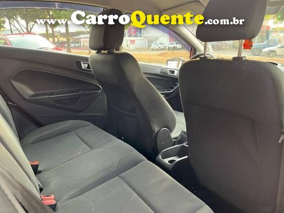 FORD FIESTA 1.6 SE SEDAN 16V - Loja