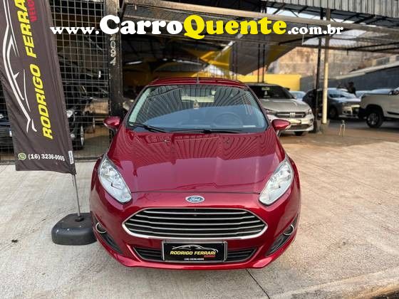 FORD FIESTA 1.6 SE SEDAN 16V - Loja