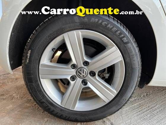 VOLKSWAGEN GOLF 1.4 TSI HIGHLINE 16V - Loja