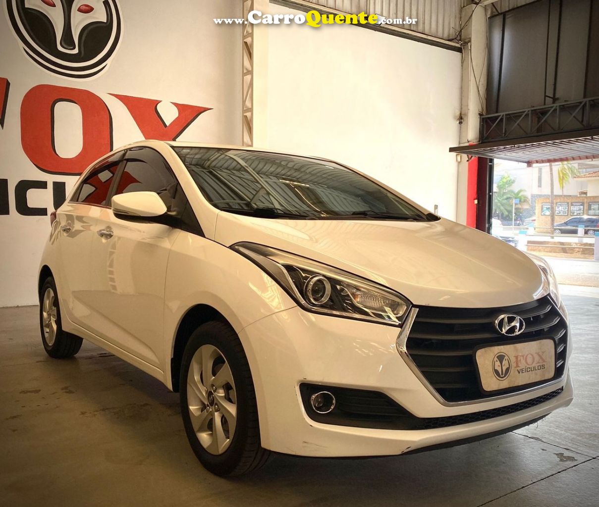 HYUNDAI HB20 1.6 PREMIUM 16V - Loja