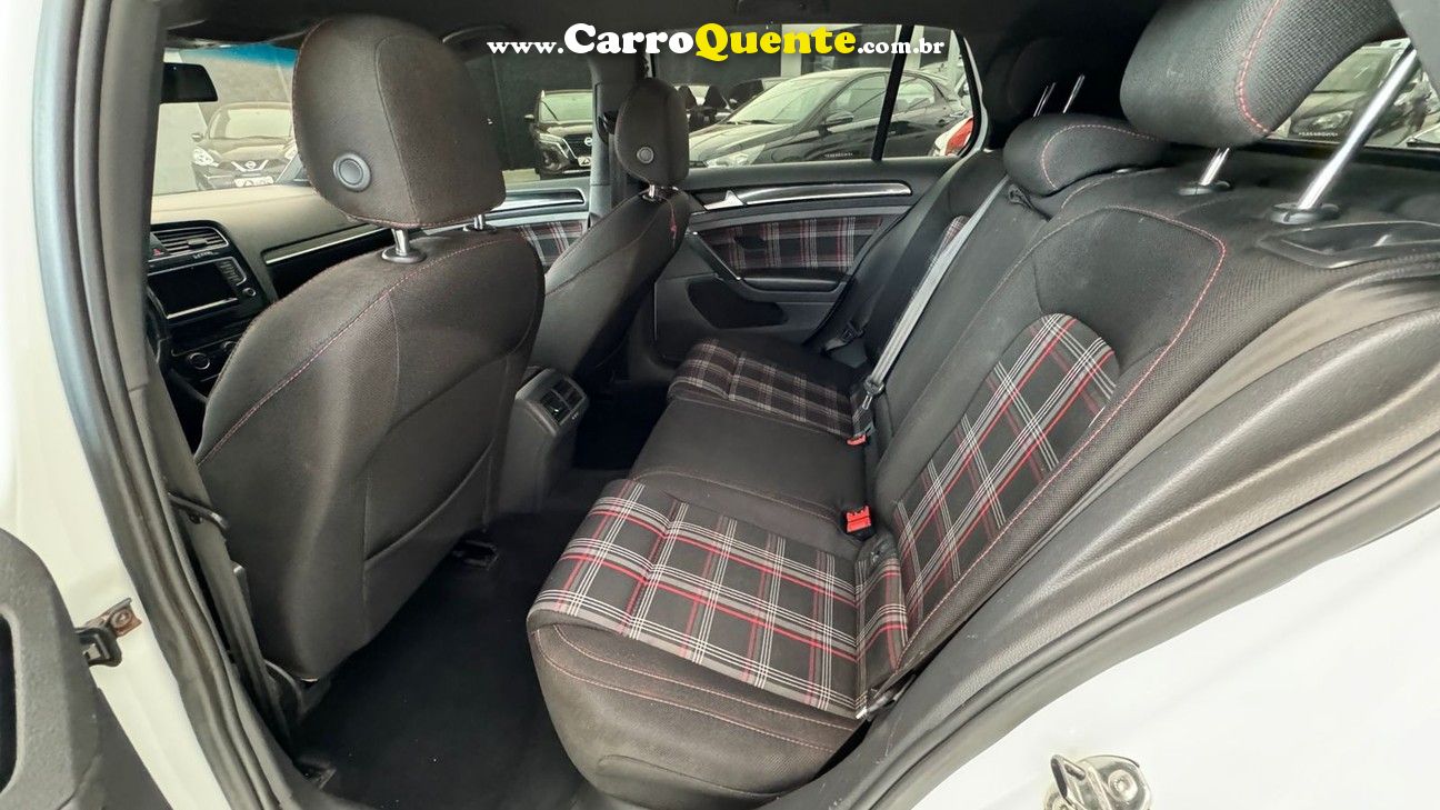 VOLKSWAGEN GOLF 2.0 TSI GTI 16V 220CV TURBO - Loja