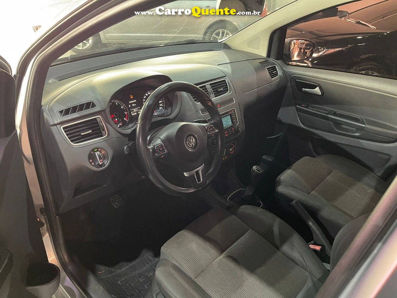 VOLKSWAGEN SPACEFOX 1.6 MI TREND 8V - Loja