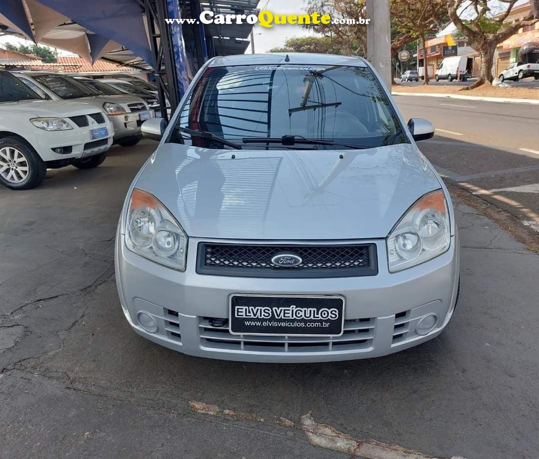 FORD FIESTA 1.0 MPI CLASS HATCH 8V - Loja