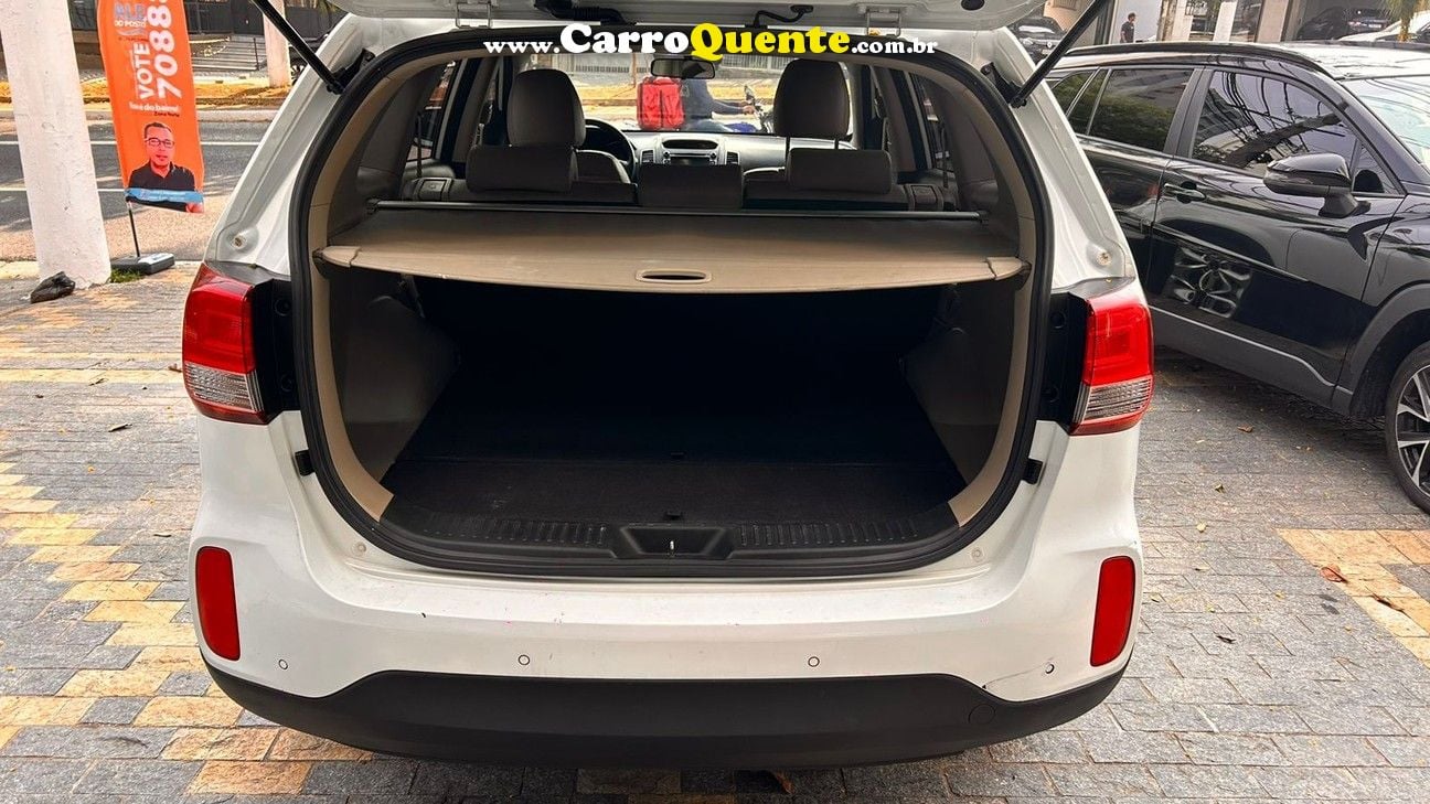 KIA SORENTO 2.4 EX 4X2 16V - Loja