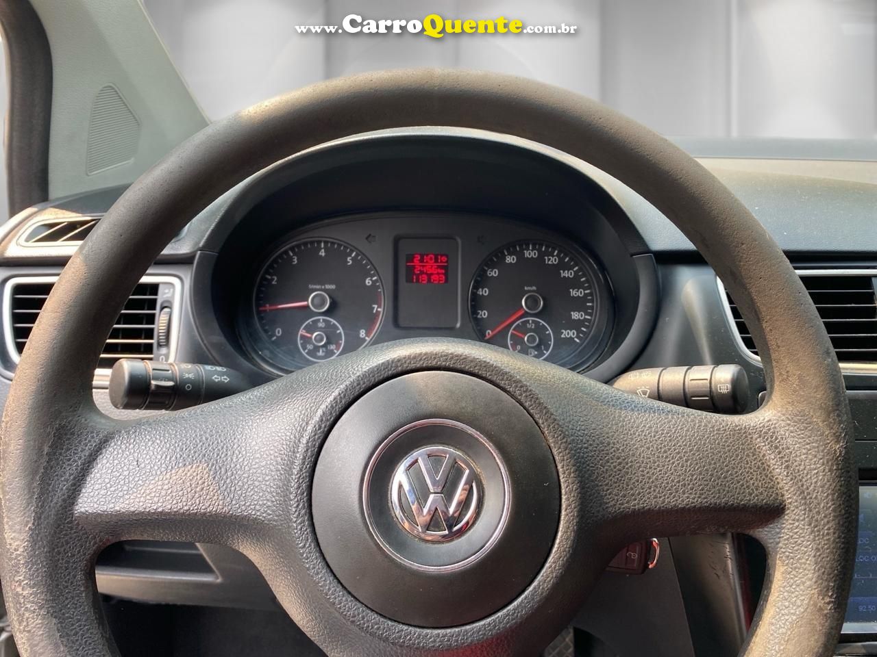 VOLKSWAGEN FOX 1.0 MI TREND 8V - Loja