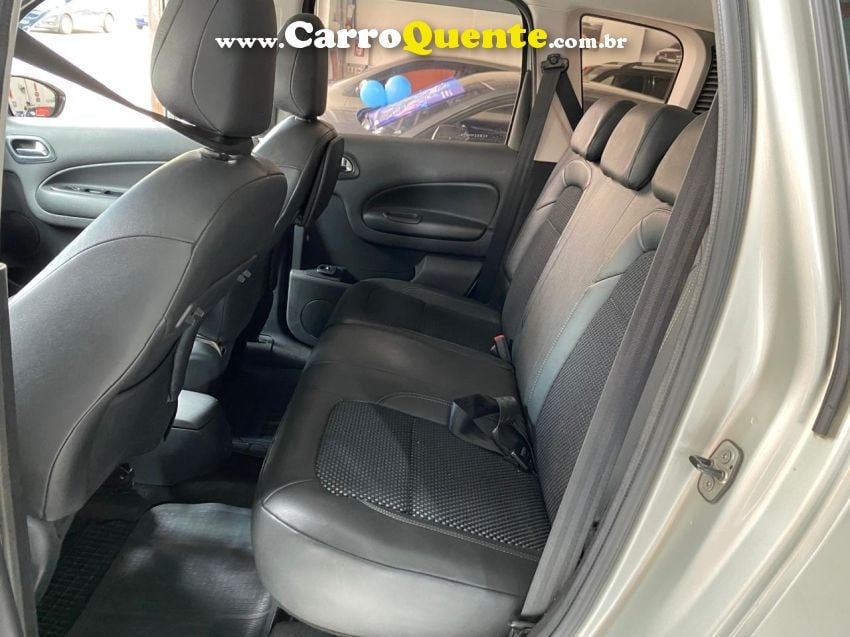 Citroen C3 PICASSO 1.6 FLEX EXCLUSIVE BVA - Loja